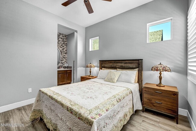 Building Photo - 2958 Saddle Peak Dr