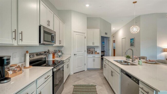 Building Photo - 17500 Opal Sand Dr