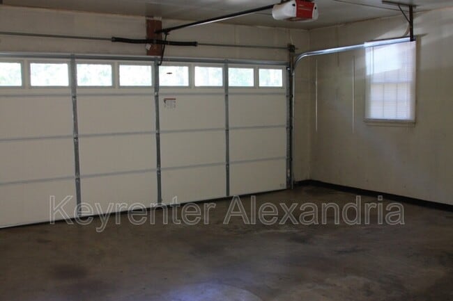 Building Photo - 13013 Caton Pl