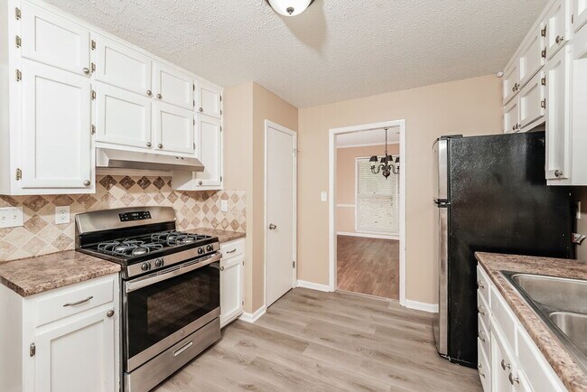 Building Photo - 2790 Stevens Creek Rd