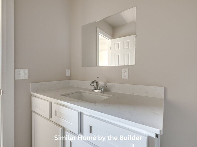 Building Photo - Charming 3-Bed in Yukon - Move-In Ready