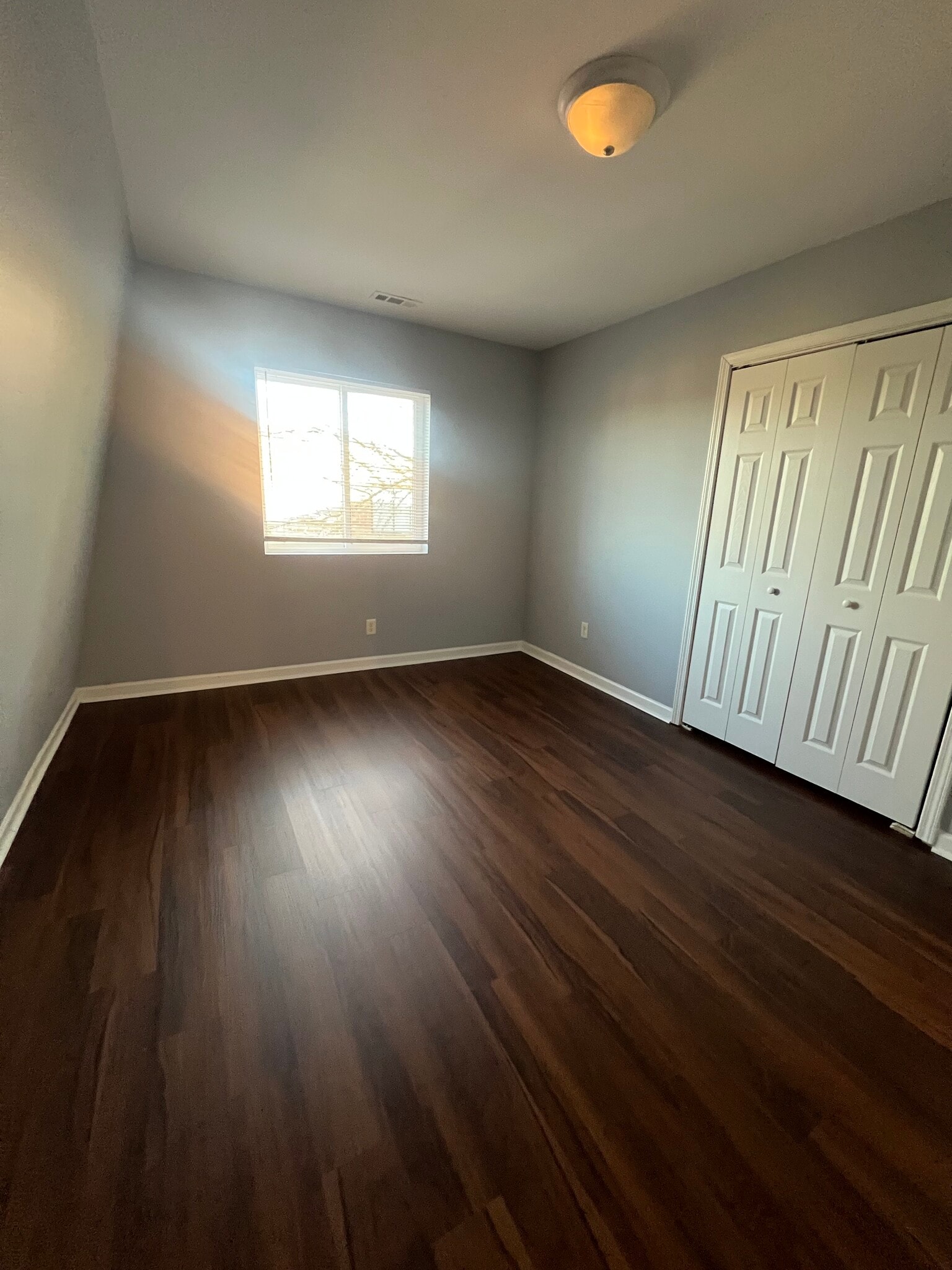 Building Photo - 517 W Market St