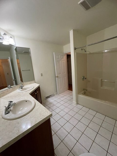 Building Photo - 3608 Regency Ln