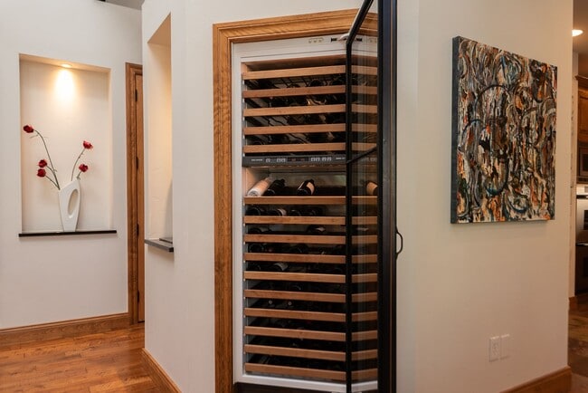 Building Photo - Stunning Furnished Estate in Pronghorn