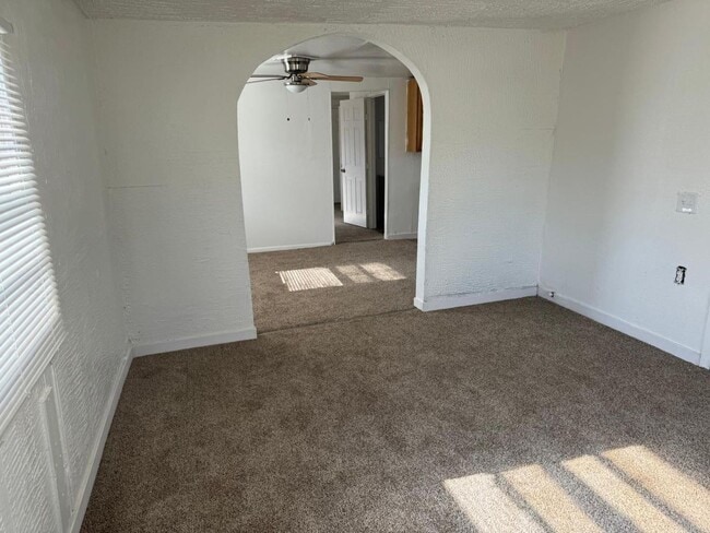 Building Photo - 3008 Colgate St