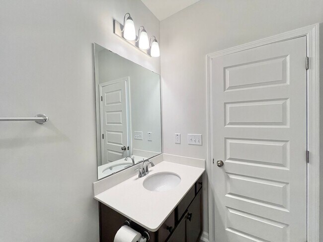 Building Photo - Stunning 4BD, 3.5BA Knightdale Townhome with a 2-Car Garage in an HOA Community