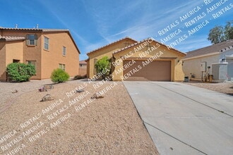 Building Photo - 757 E Cowboy Cove Trail