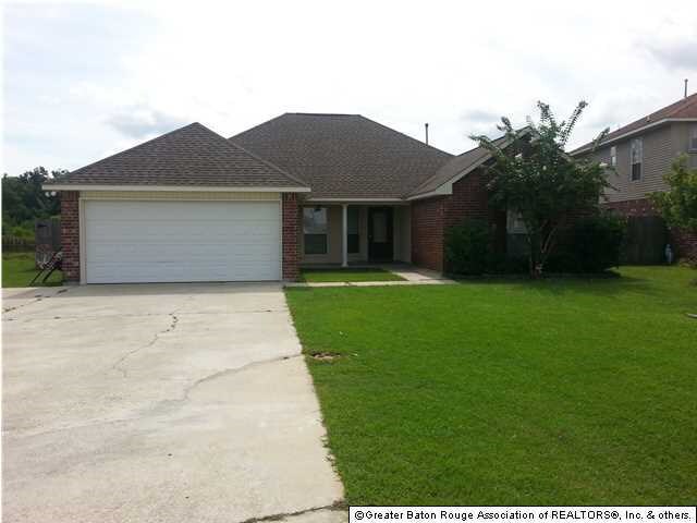Building Photo - 36044 Raleigh Dr
