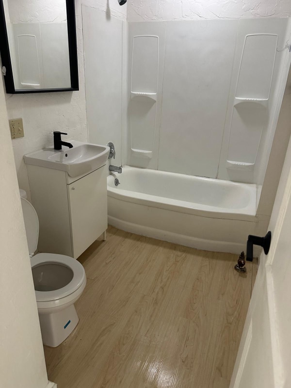 Building Photo - 14148 Superior Rd