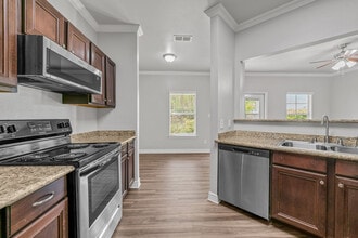 Building Photo - The Woods Apartments