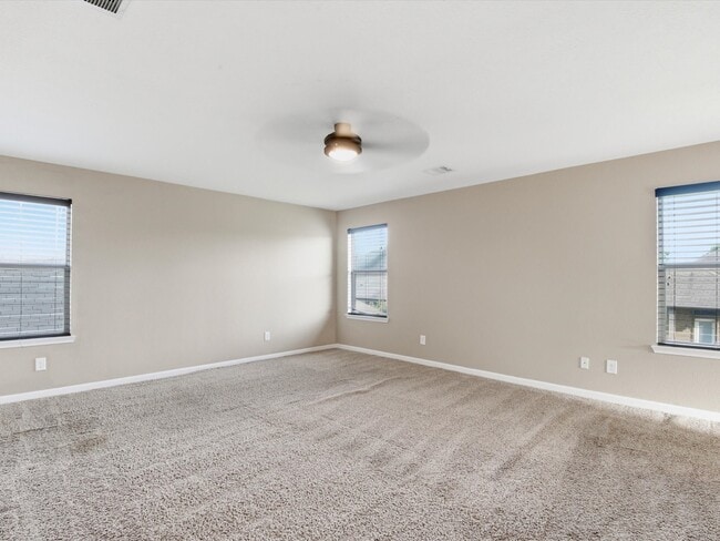 Building Photo - 16515 Williamstown Dr