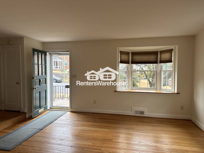 Building Photo - 6518 Loch Hill Ct