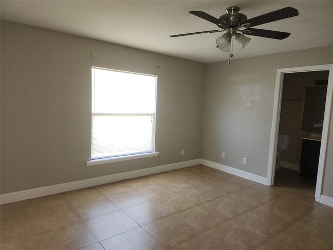 Building Photo - 709 Cockatoo Ct