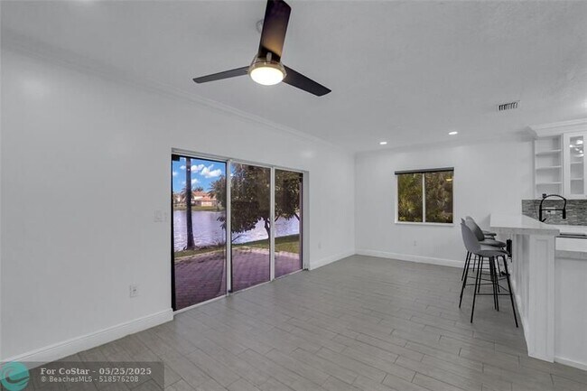 Building Photo - 12925 SW 28th Ct
