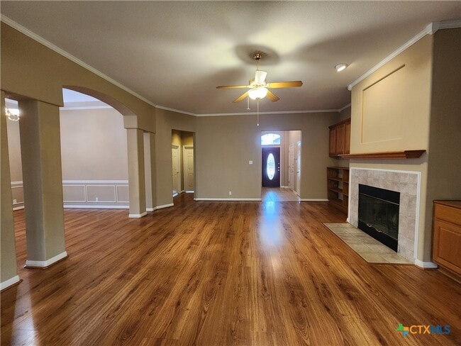 Building Photo - 1771 Oak Glen