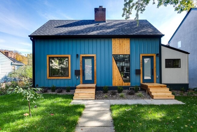 Primary Photo - Amazing 2 bedroom, 2 bathroom 1,330 sf hom...