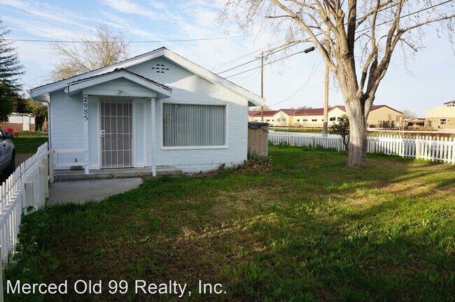 Primary Photo - 2 br, 1 bath House - 2985 E Childs