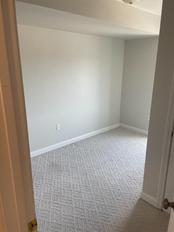 Building Photo - 810 Erie Ave