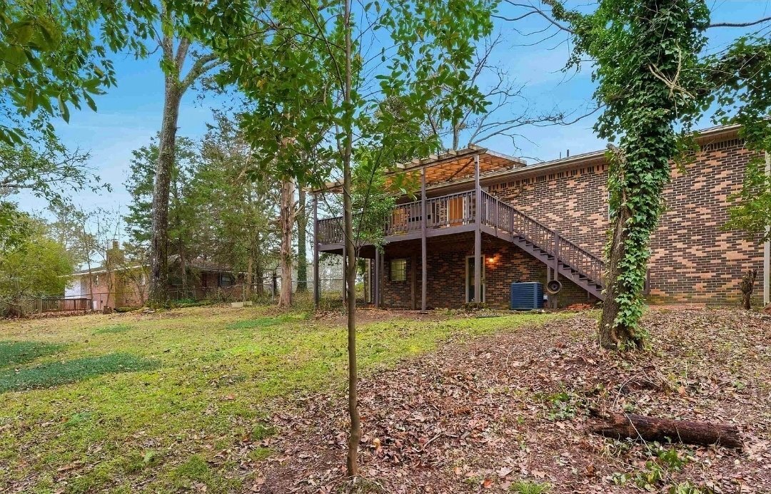 Building Photo - 1233 Frances St