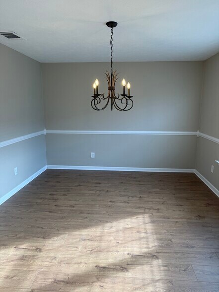 Building Photo - 2028 Shaylin Loop