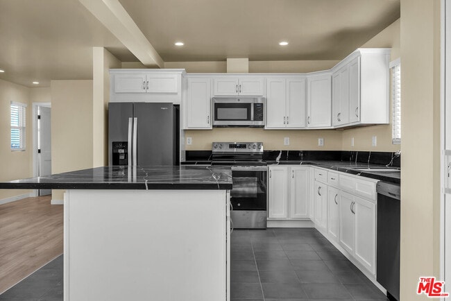 Building Photo - 5324 Weatherford Dr