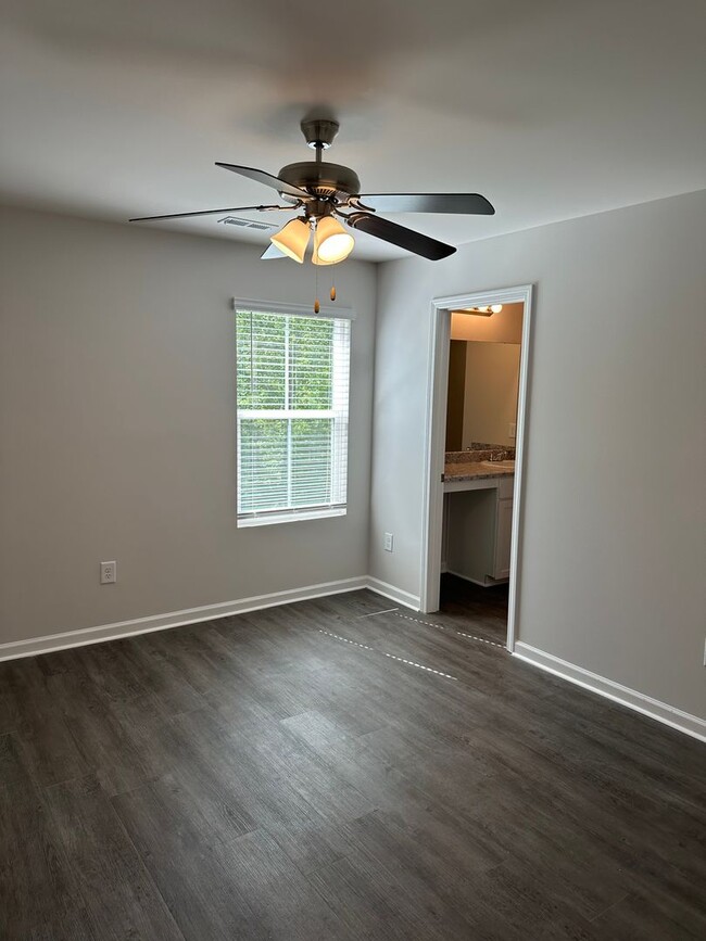 Building Photo - AVAILABLE NOW — Spacious 3-Bedroom | 2.5-Bath Home in Cullman