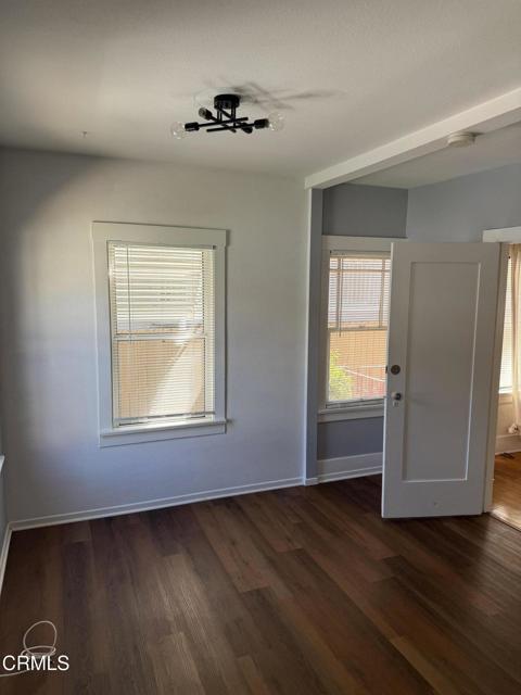 Building Photo - 331 N Chapel Ave