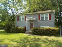 Building Photo - 14502 Silverdale Dr