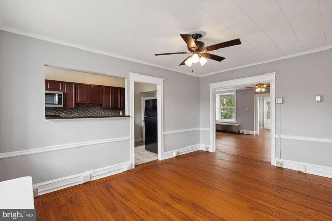 Building Photo - 1214 Van Kirk St