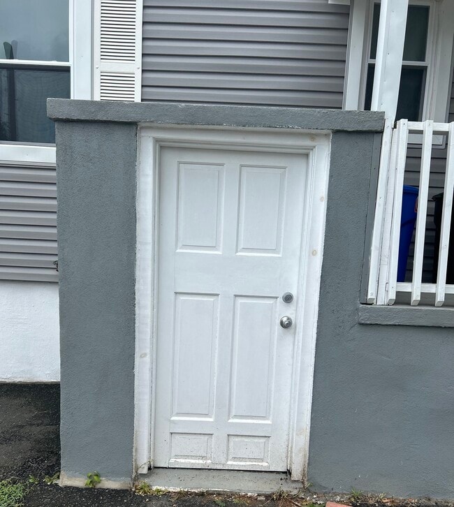 Primary Photo - 67 Yarwood St