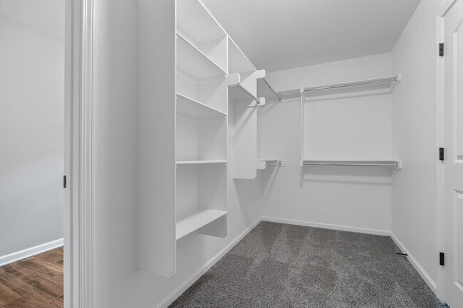 Building Photo - Millers Glen Rental!