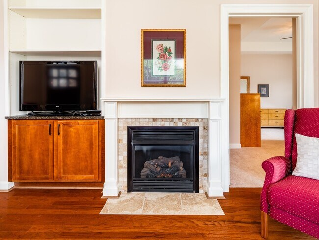 Building Photo - Active Adult in West Cobb