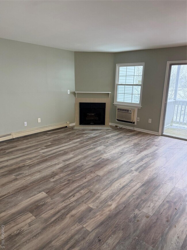 Building Photo - 22 Lexington Hills Rd