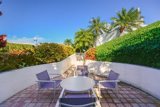 Building Photo - 7934 West Dr