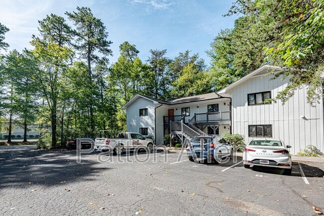 Building Photo - 112 Glenn Bridge Rd