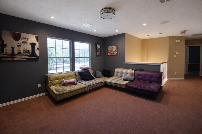 Building Photo - 3803 Shadow Royal Dr