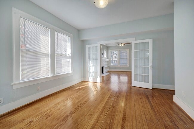 Building Photo - 1649 W Main St