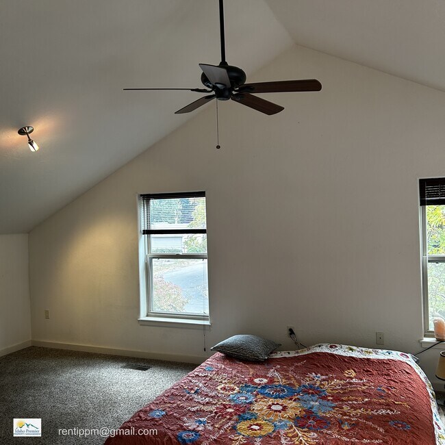 Building Photo - 1919 N 31st St