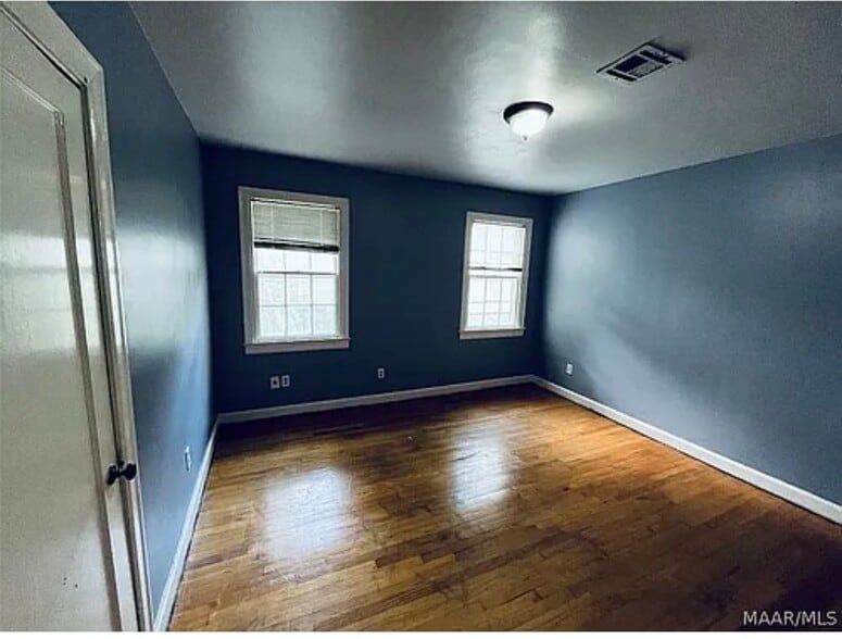 Building Photo - 2069 Gorgas St