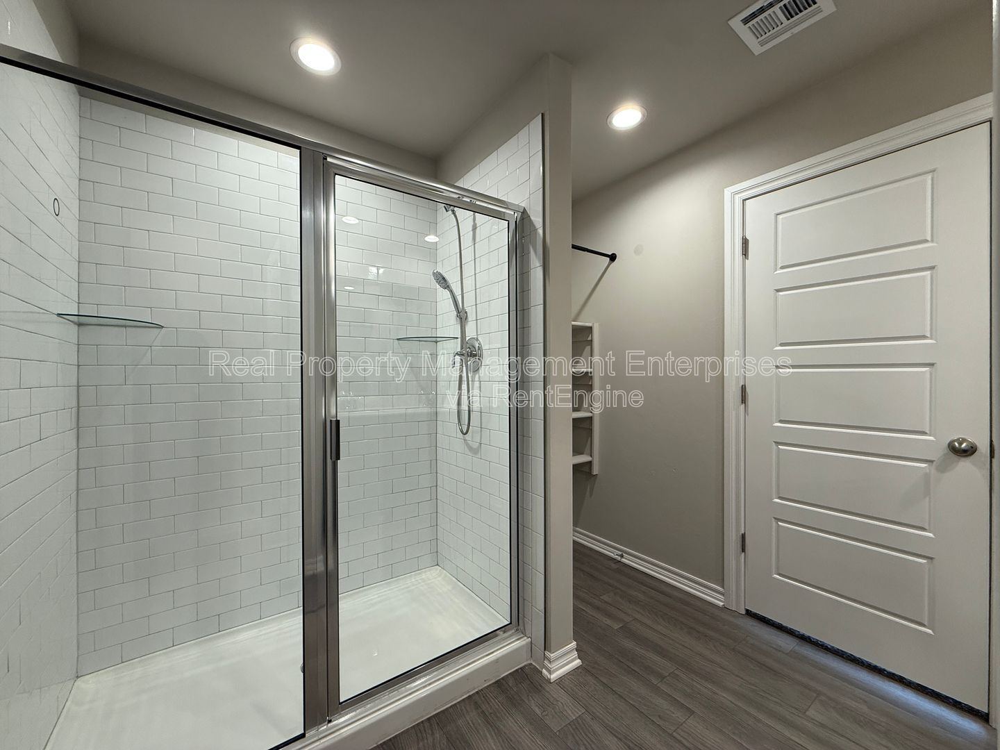 Building Photo - 4301 Montage Blvd