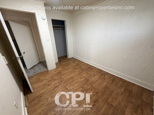 Building Photo - 323.5 15th Ave