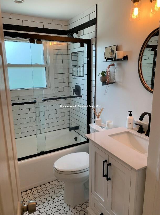 Building Photo - 3 bedroom in Waltham MA 02453