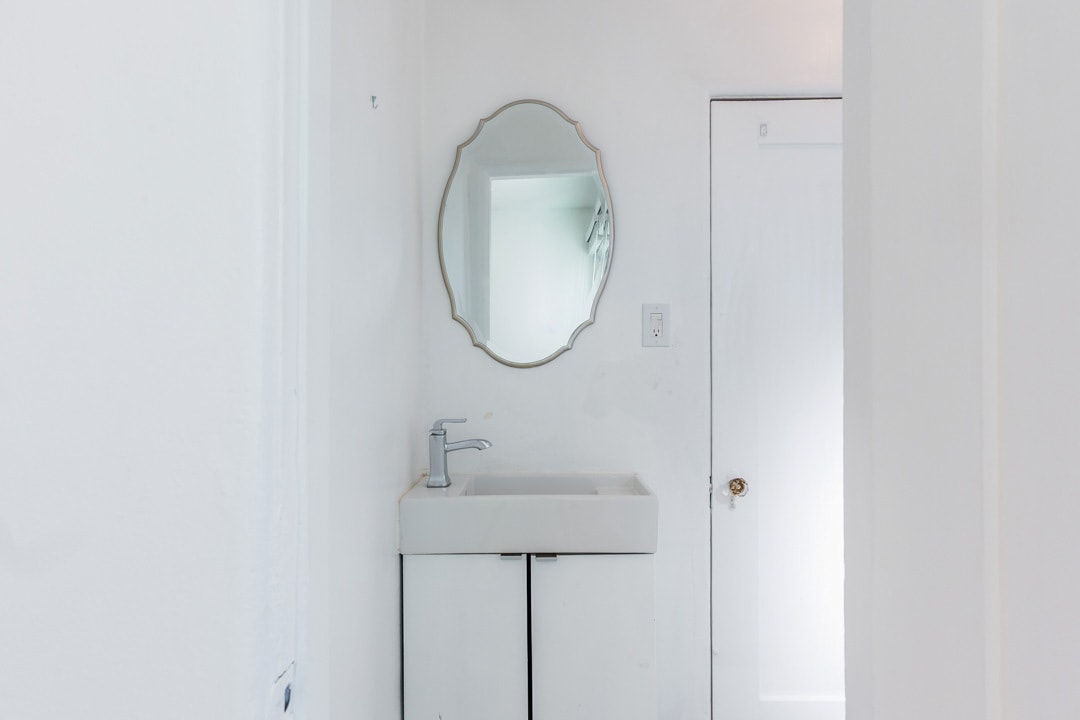 Building Photo - 128 S Harper Ave