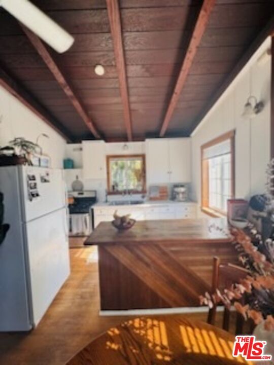 Building Photo - 22844 Pacific Coast Hwy