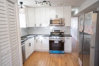 Building Photo - 5735 W Addison St