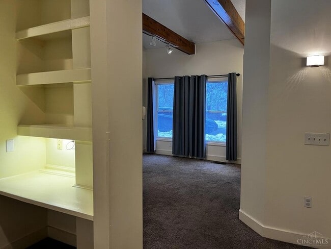 Building Photo - 67 Mulberry St