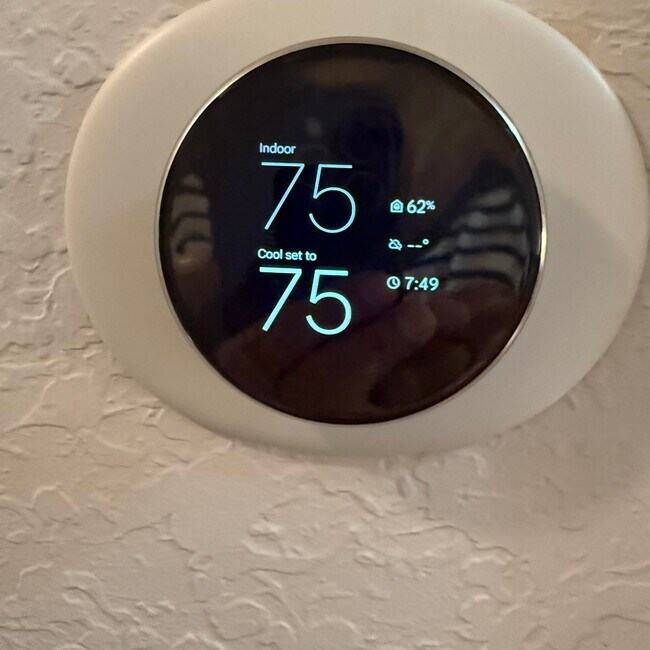 Building Photo - 2914 River Birch Dr