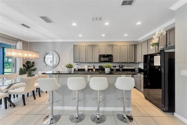 Building Photo - 4348 Acorn Ct