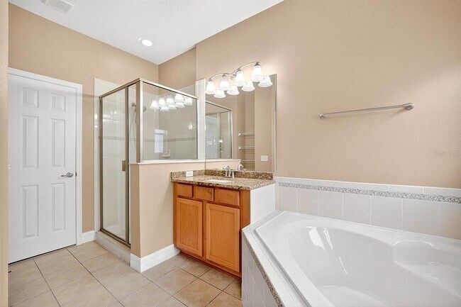 Building Photo - 1374 Lexington Ave