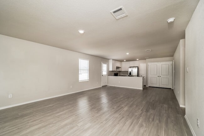 Building Photo - 170 Pasadena Pl